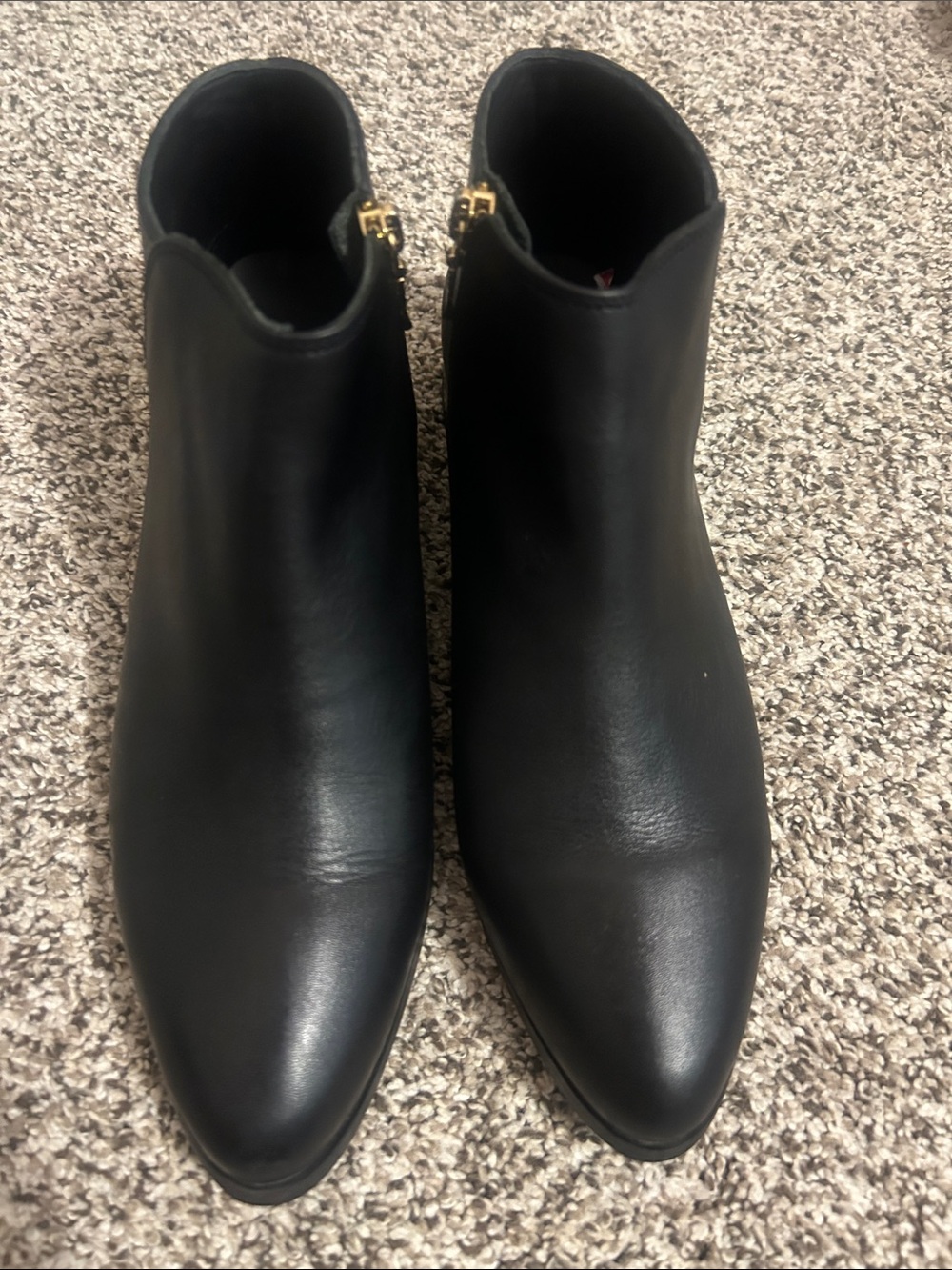 Nisolo Black Leather Ankle Boot with Subtle Embossed Logo